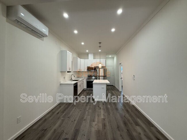 Building Photo - 354 Peralta St