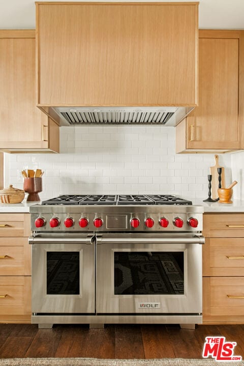 Building Photo - 1518 N Beverly Dr