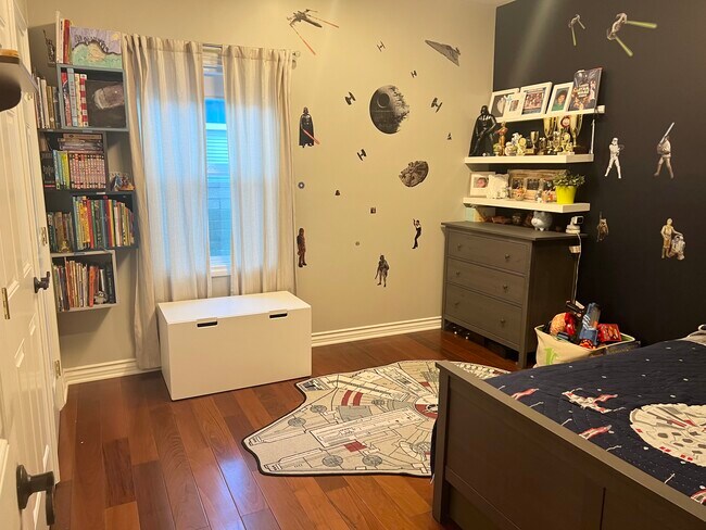 Building Photo - 6947 Jellico Ave