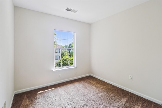 Building Photo - 13404 Fountain Club Dr