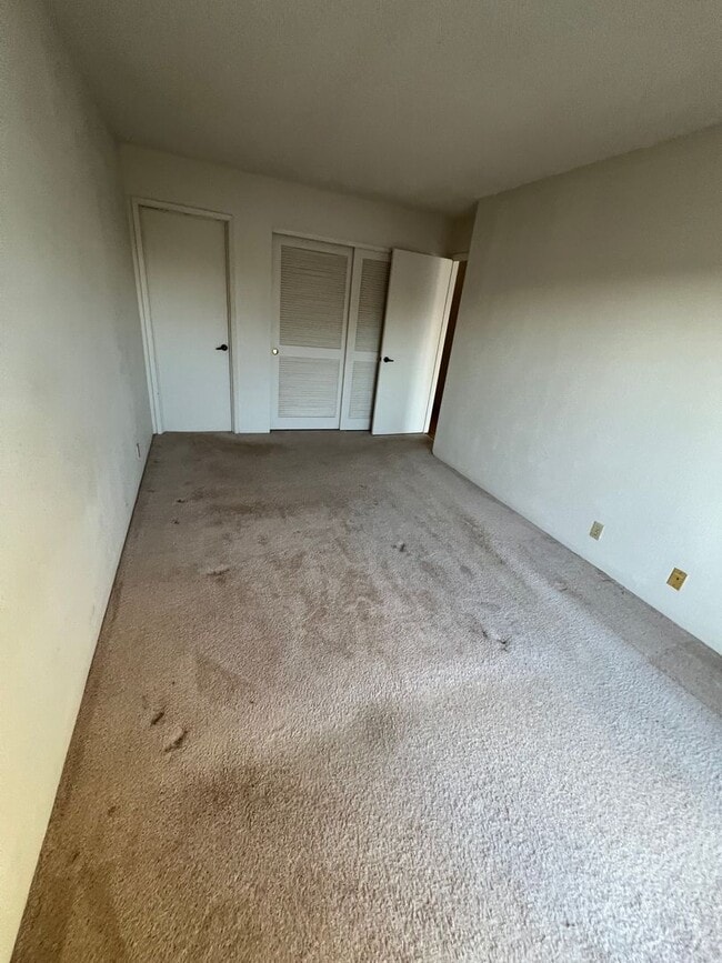 Building Photo - Single Level 3 bedroom / 2 bath house with a 2 car garage in Waipio **First Showing on Wednesday,...