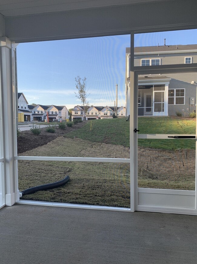 Building Photo - 1003 Gemma Dr