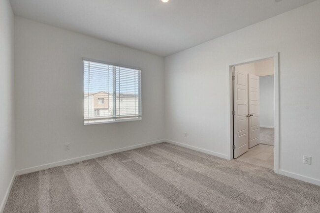 Building Photo - NEW NEXT GEN 4 Bedroom, 2 Story Home in CADENCE!