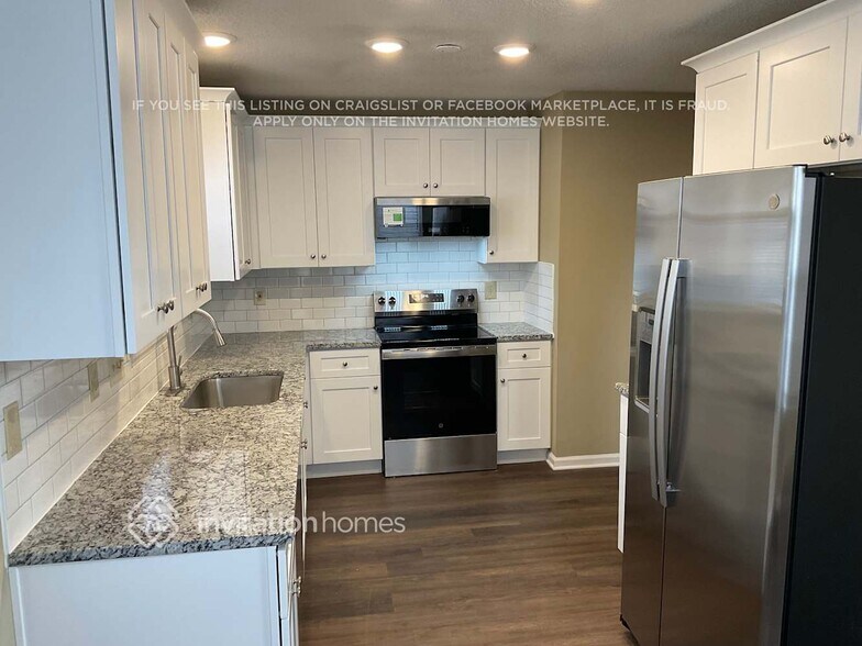 Building Photo - 2719 Chalgrove Ln