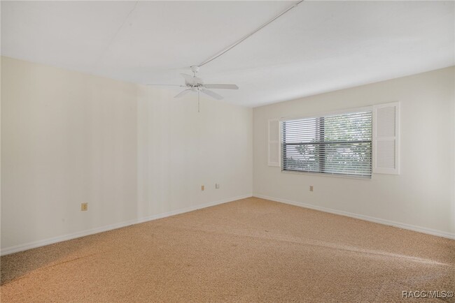 Building Photo - 210 E Glassboro Ct