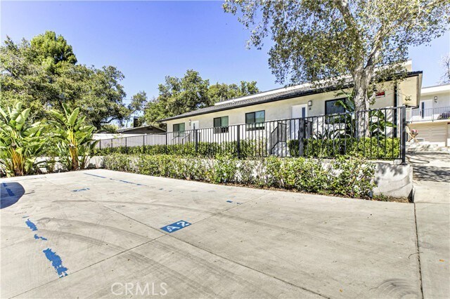 Building Photo - 2641 Hermosa Ave