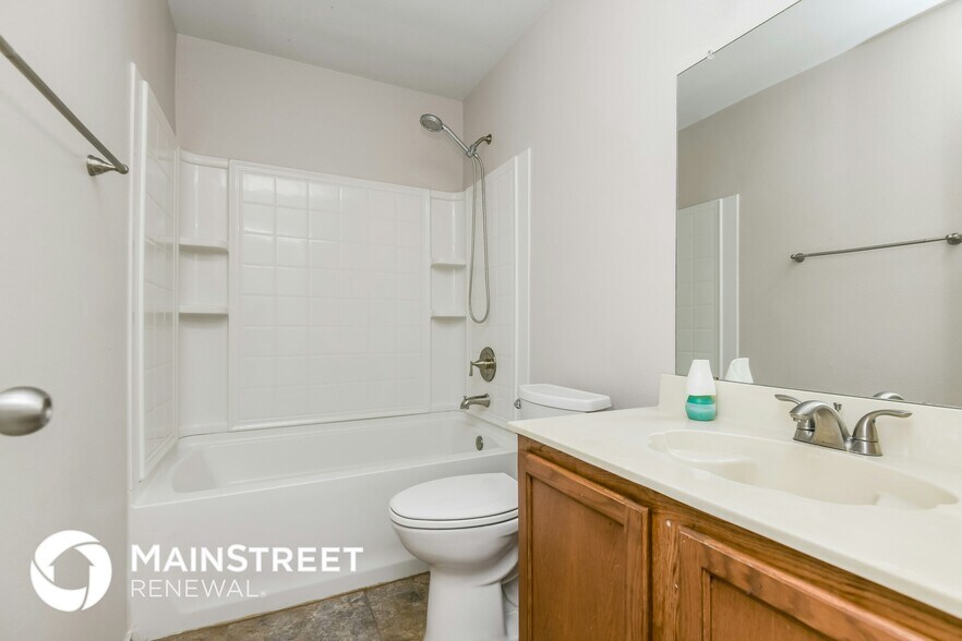 Building Photo - 8106 Stowe Springs Ln