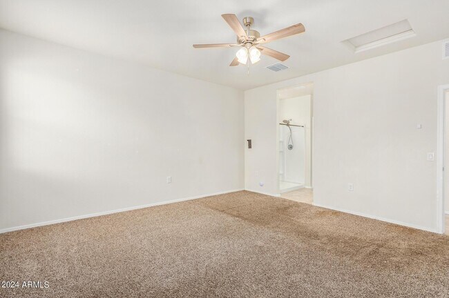 Building Photo - 3071 N 306th Ln