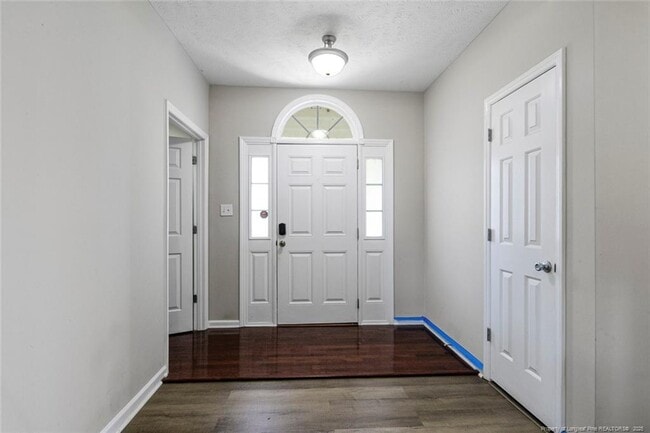 Building Photo - 118 Gait Ct