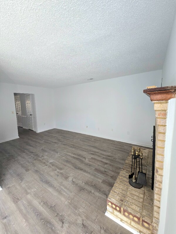 Building Photo - 691 Biltmore Dr