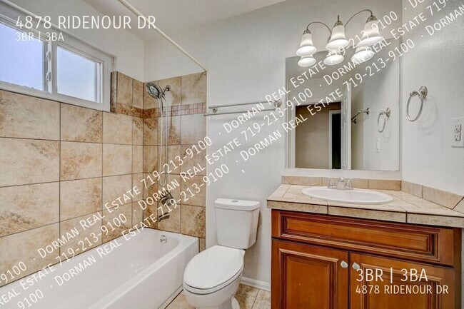 Building Photo - 4878 Ridenour Dr