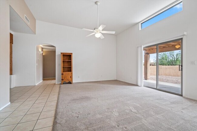 Building Photo - 1825 W Corte Tulipan