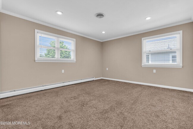Building Photo - 510 Jamaica Blvd
