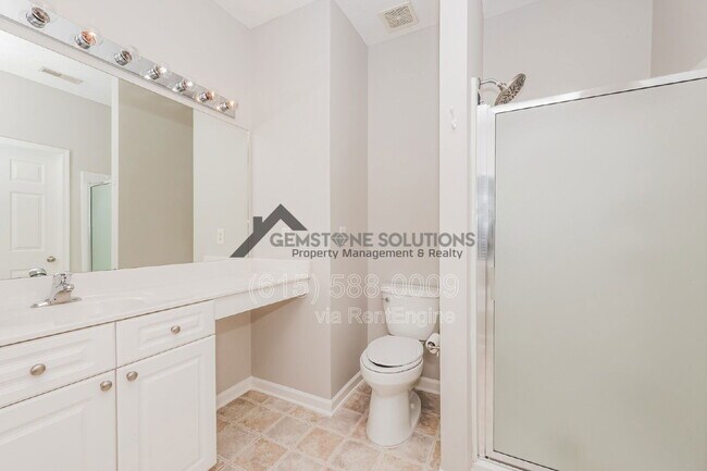 Building Photo - 1006 Prince St