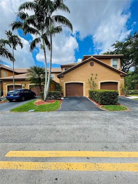 Building Photo - 1503 Veracruz Ln
