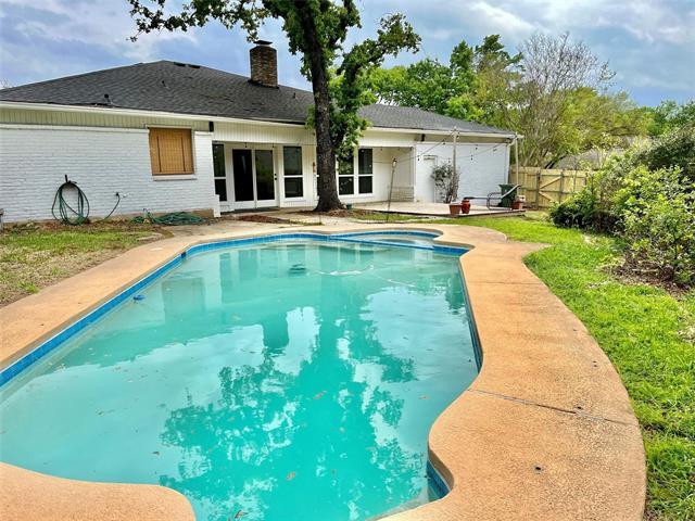 Building Photo - 1827 Rhinevalley Dr