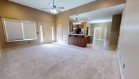 Building Photo - Townhome in Savannah schools!