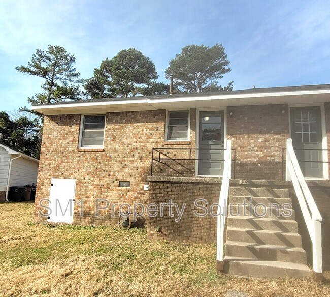 Building Photo - 1417 Ardmore Dr