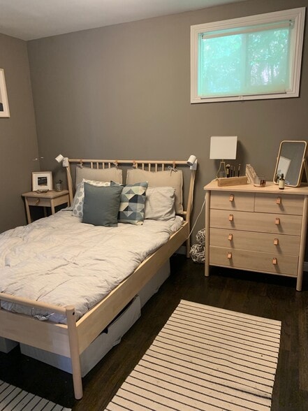 Building Photo - 6470 W 84th Pl