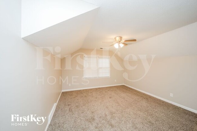Building Photo - 7270 Stamford Dr