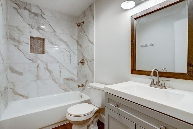 Building Photo - 10458 Hammerly Blvd