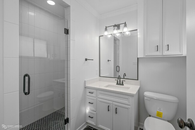 Building Photo - 1522 Captain Shreve Dr