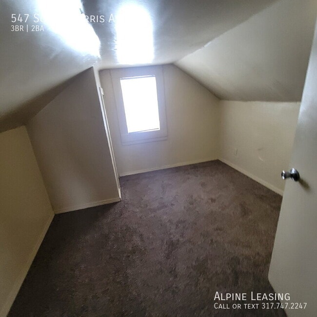 Building Photo - 547 S Harris Ave