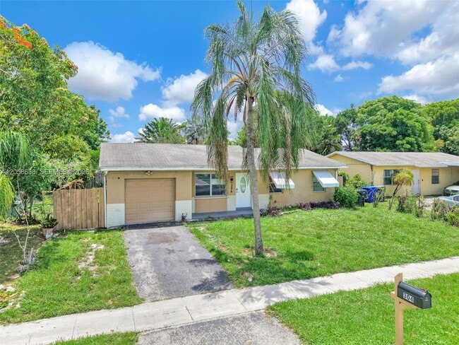 Building Photo - 304 SW 77th Ave