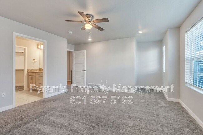 Building Photo - 4351 W Dixon Way