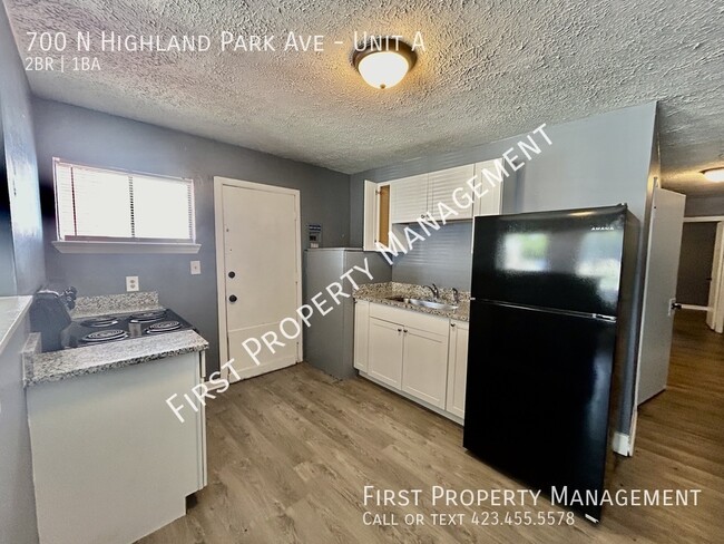 Building Photo - Charming 2Bed/1Bath Duplex in N Highland P...