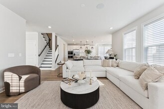 Building Photo - 14905 Heather Bloom Dr