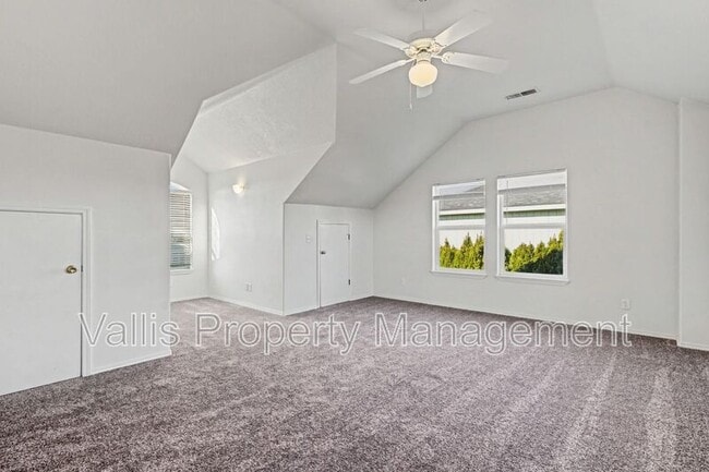 Building Photo - 4936 Evie Jean St NE