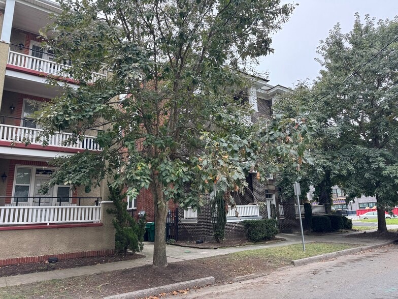 Street View of Building - 535 W 36th St
