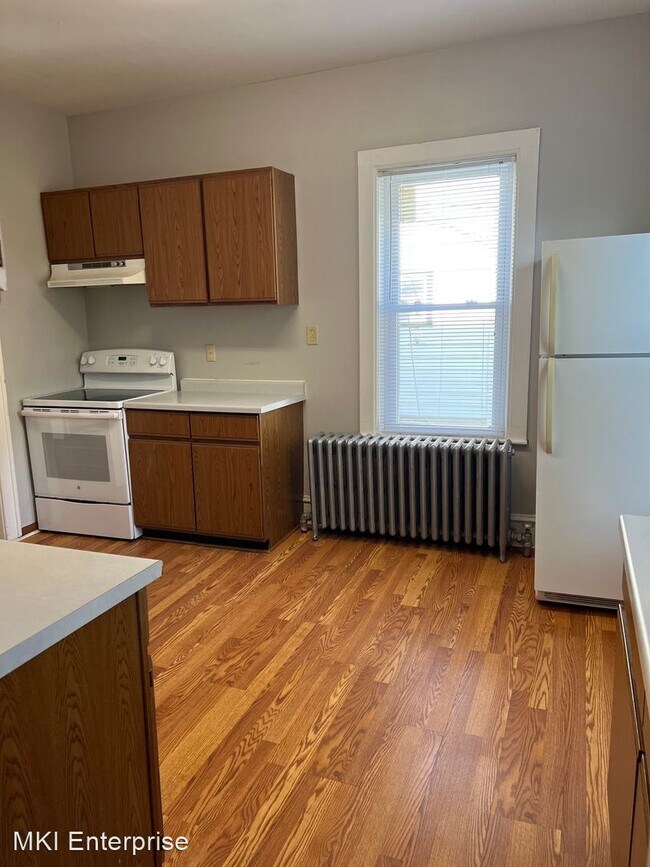 Building Photo - 4 br, 1 bath House - 322 Wilson Ave SE B 1