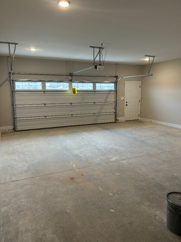 Building Photo - 122 Roseberry St