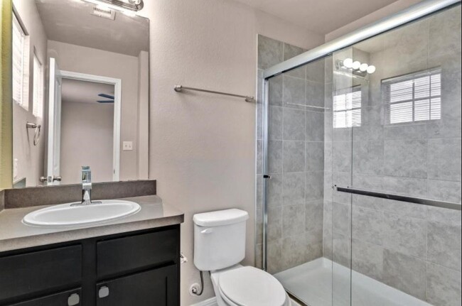Building Photo - 4611 Graceful Ln