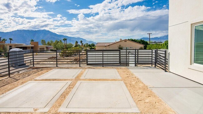 Building Photo - 67670 Buckboard Ln