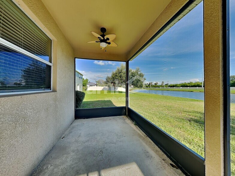 Building Photo - 104 Star Shell Dr