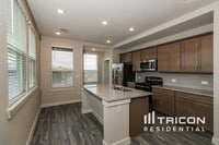 Building Photo - 517 Raglands Rd