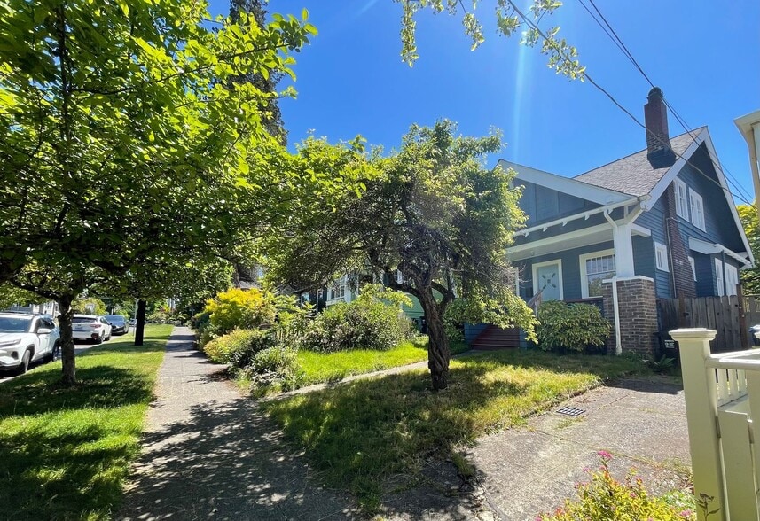 Building Photo - 2319 N 55th St