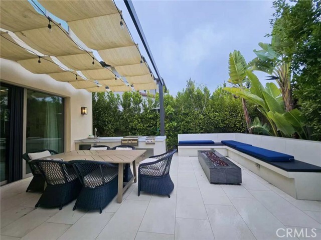 Building Photo - 117 Parakeet