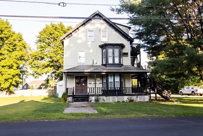 Building Photo - 39 Hope St