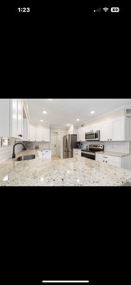 Kitchen view 2 - 3601 W Santiago St