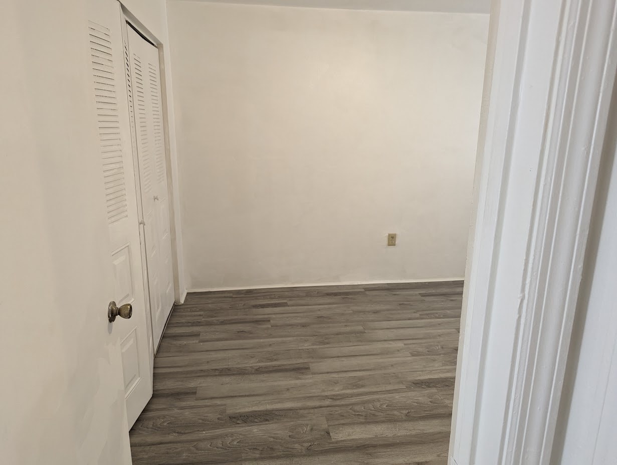 Building Photo - 3600 SW 23rd St