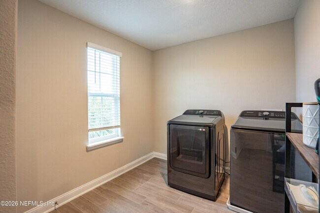 Building Photo - 309 Millerstone Dr