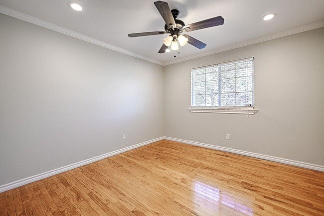 Building Photo - GEM!  Beautiful Upgrades & Move In Ready!