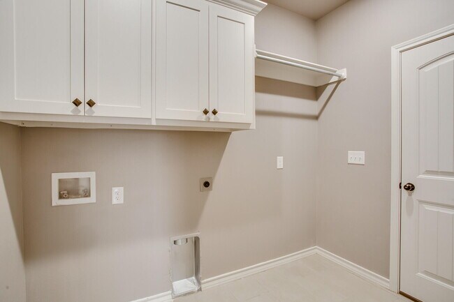 Building Photo - 1505 Avenue O