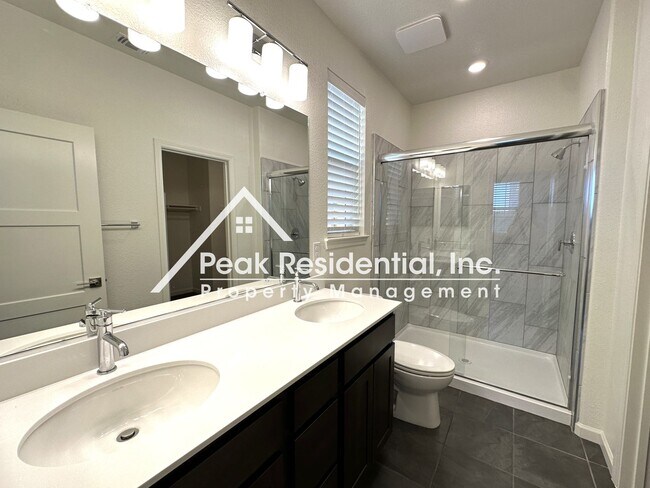 Building Photo - Brand New 3bd/2ba Folsom Home-Must See!