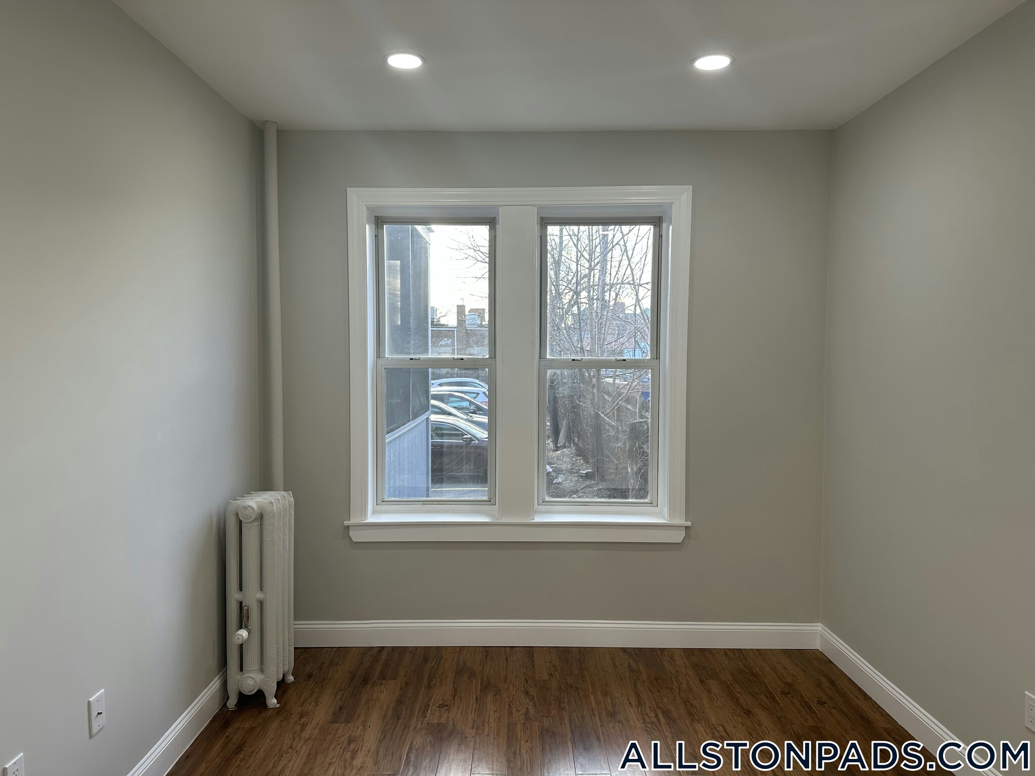 Building Photo - 33 Highgate St