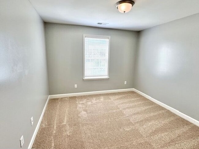 Building Photo - Now Leasing A Brand New 5 Bedroom 3 Bath H...
